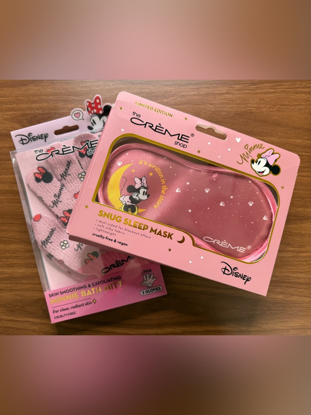 Creme Ship x Disney Minnie Sleep Mask & Bath Mitts Bundle